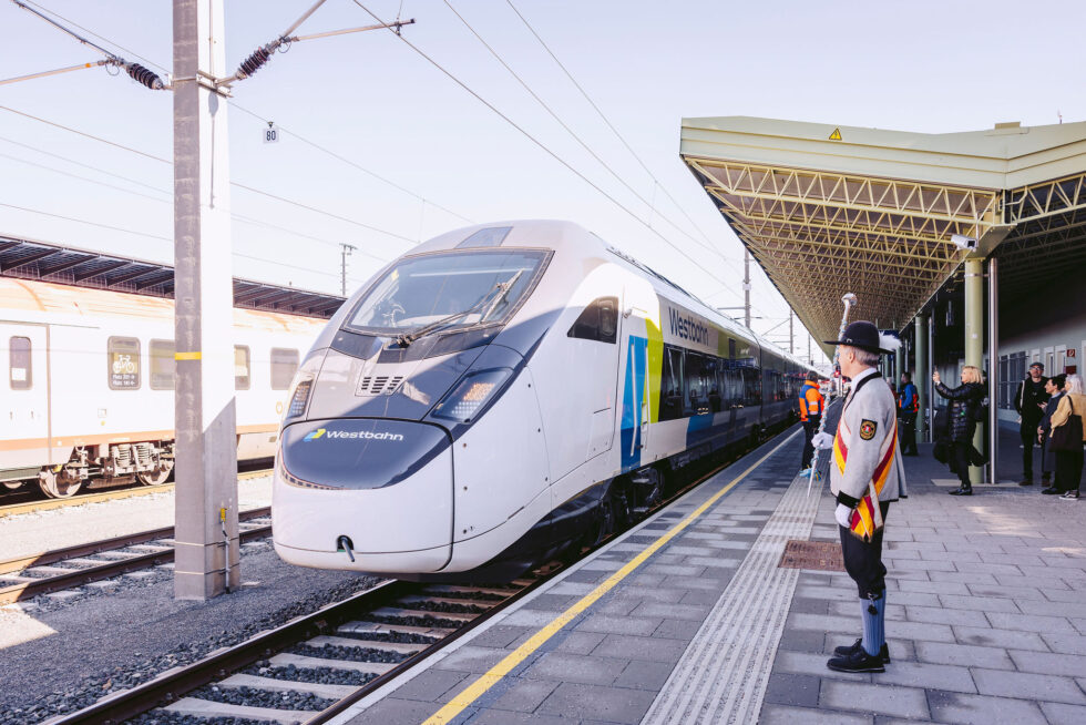 Art and culture on track